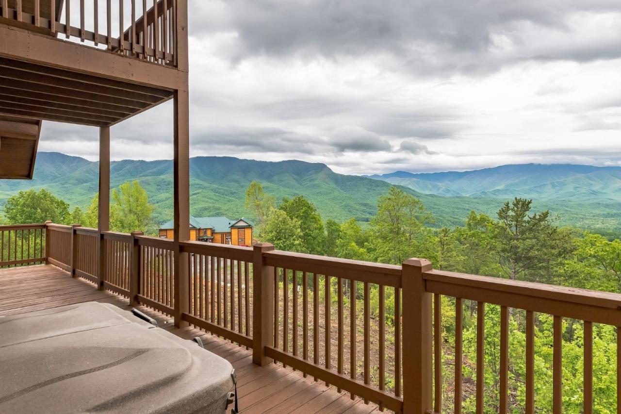 Sky Views - Panoramic Views Cabin Gatlinburg Exterior photo